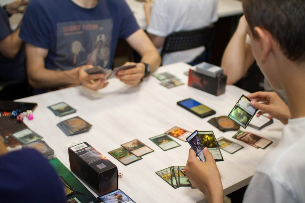 Build a “Delver” deck in Modern format